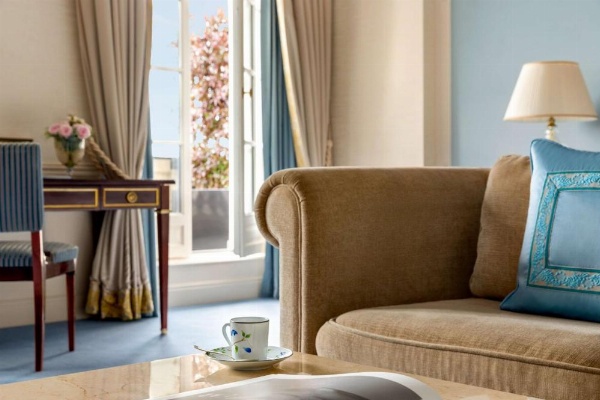 Shangri-La Hotel, Paris image 18