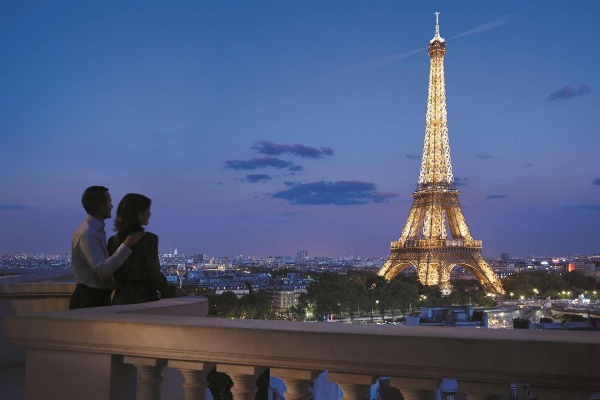 Shangri-La Hotel, Paris image 2