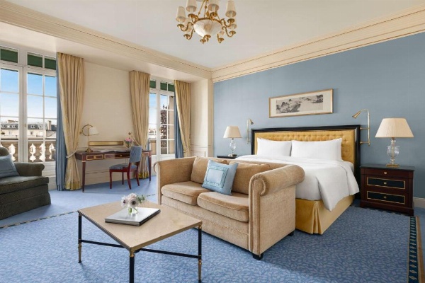 Shangri-La Hotel, Paris image 20