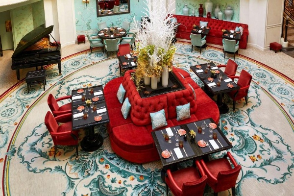 Shangri-La Hotel, Paris image 8